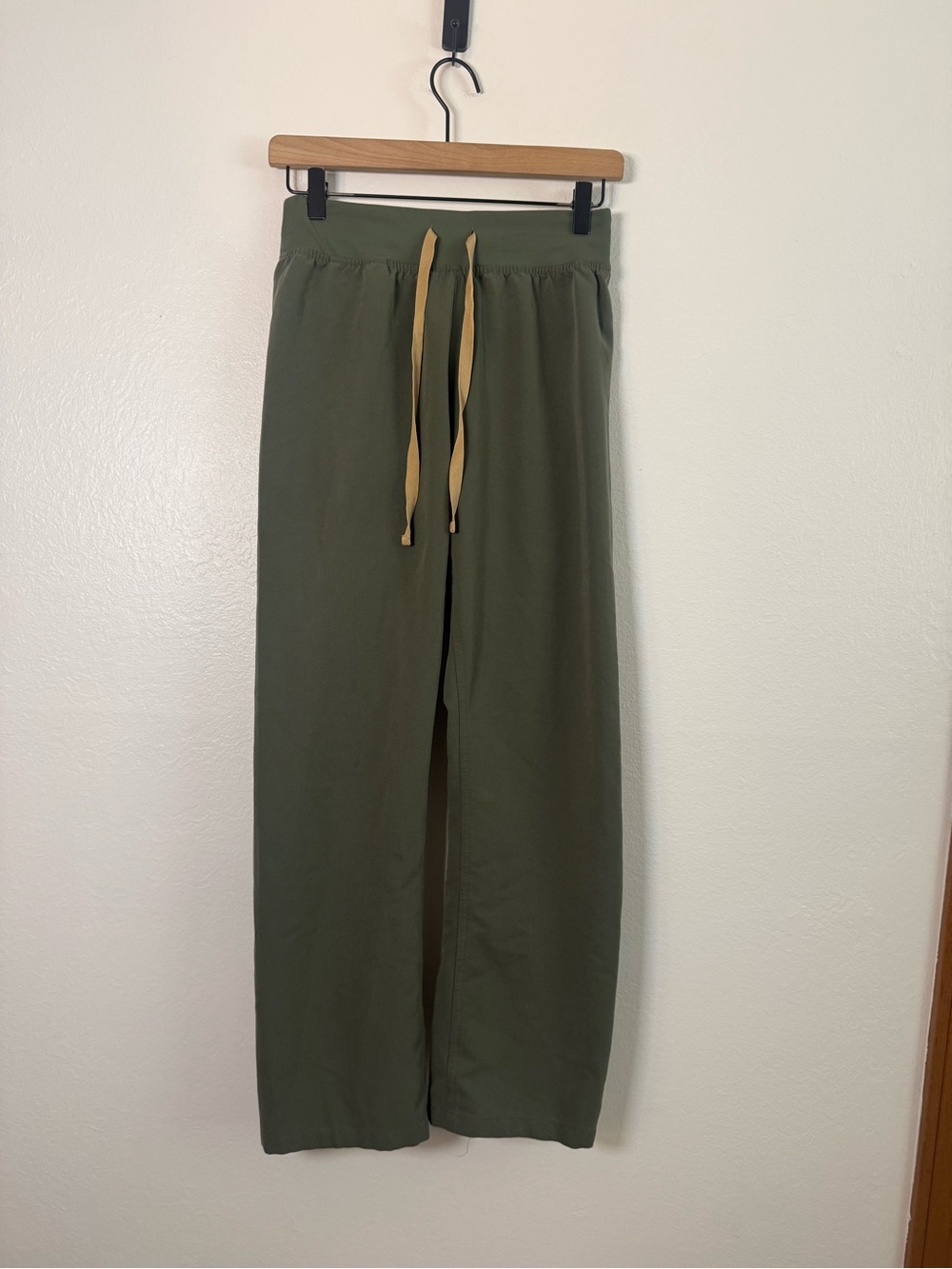 Figs High Waisted Livingston Scrub Pants